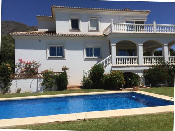 Villa in La Cala De Mijas - view 1