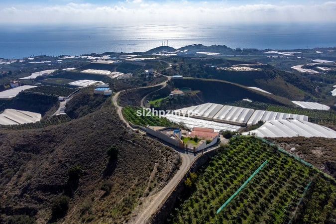 Villa in Algarrobo - view 1