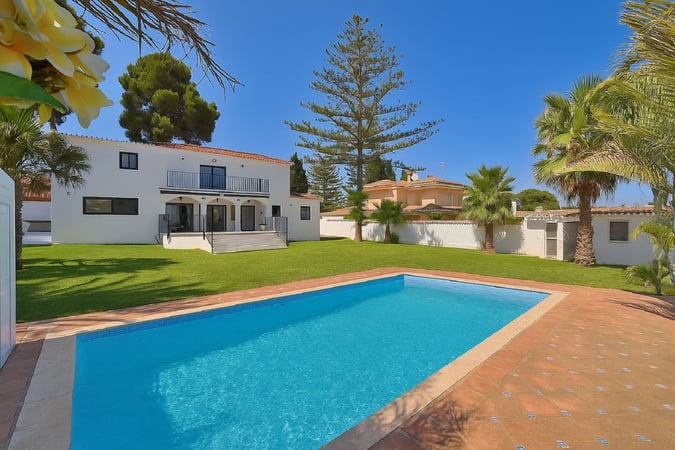 Villa in La Cala De Mijas - view 1