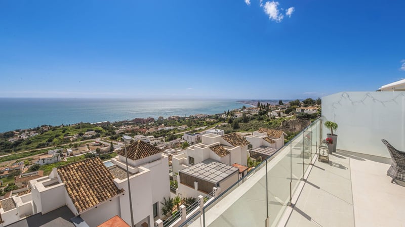Penthouse in Benalmadena - view 1