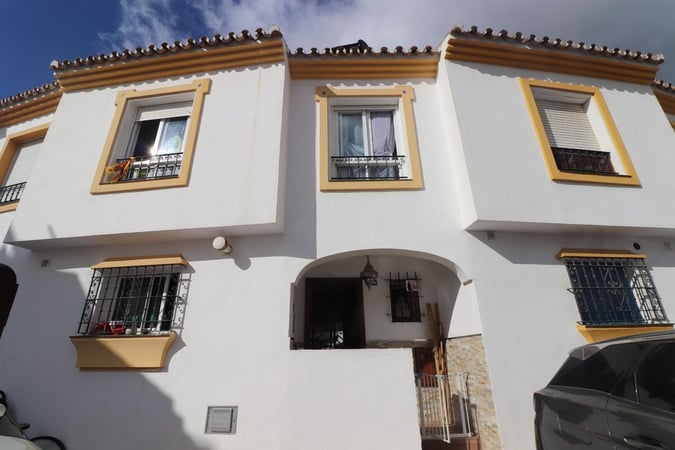 House in Marbella - view 1