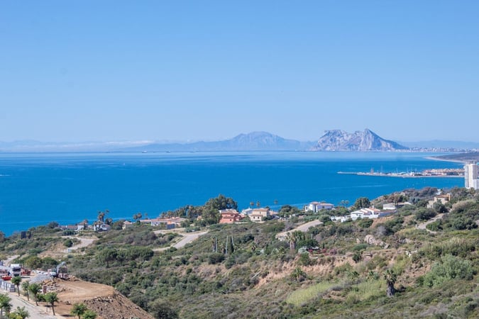 House in Manilva - view 1