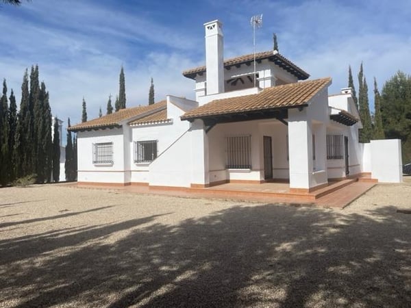 Villa in Fuentealamo - view 1