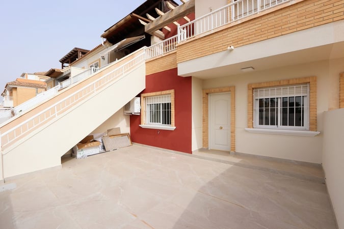 House in Torre de la Horadada - view 1