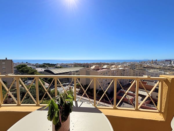 House in Estepona - view 1