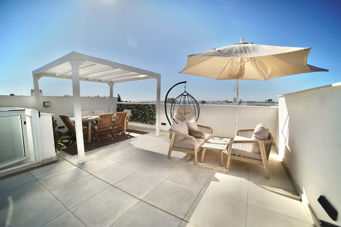 House in Estepona - view 1