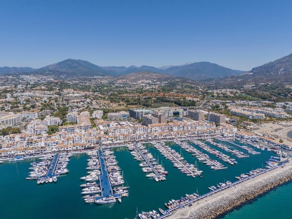 Penthouse in Puerto Banus - view 1