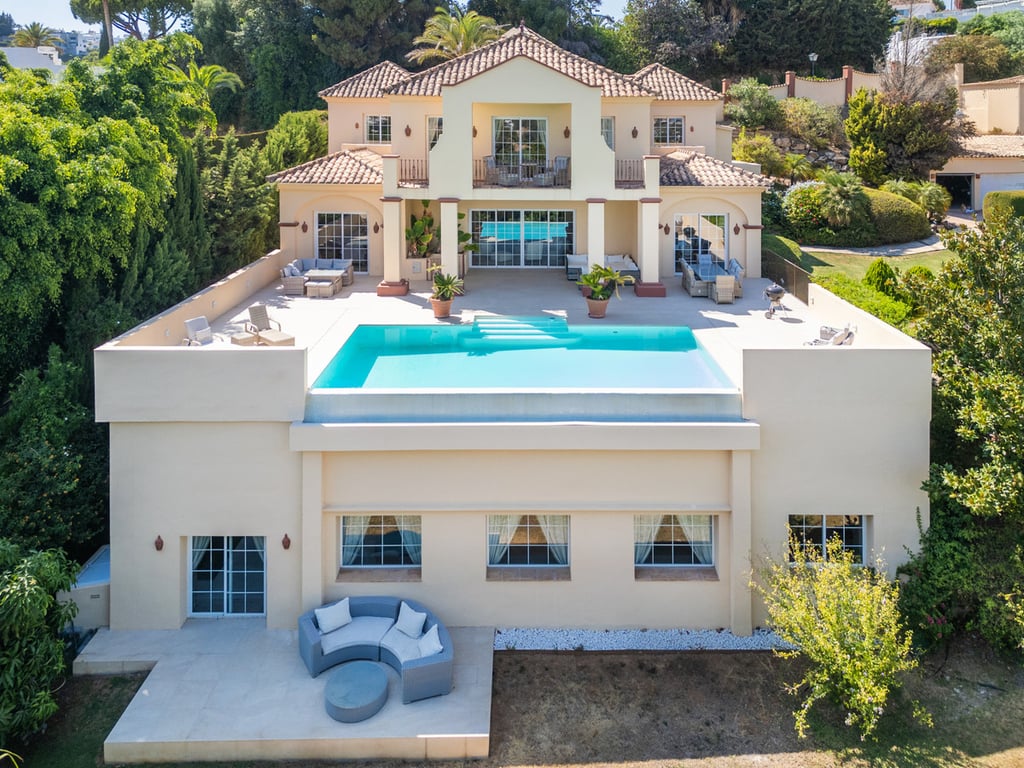 Villa in Benahavis - Image 3