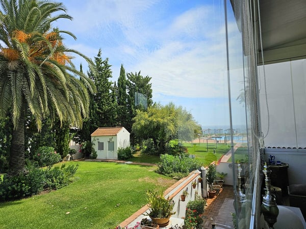 House in Estepona - view 1