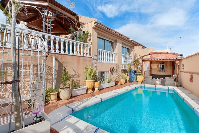 Villa in Rojales - view 1