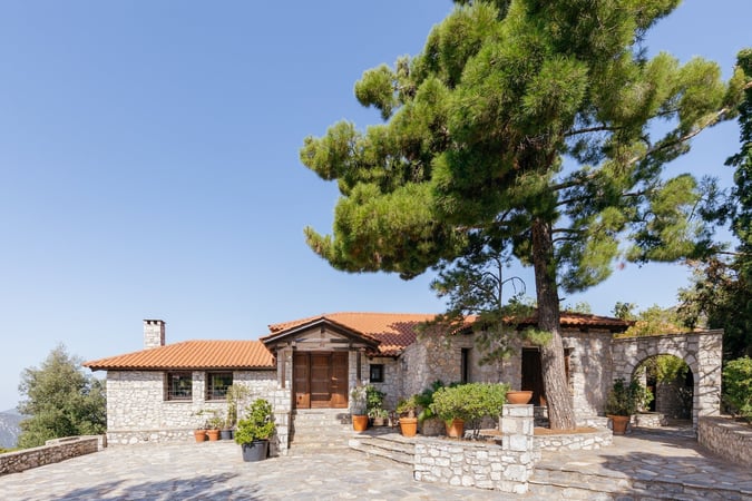Villa in Arachova - view 1