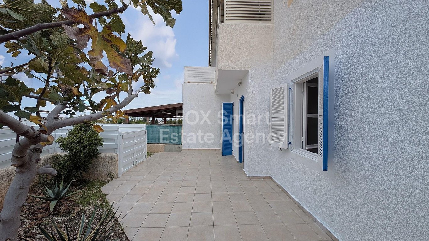 Apartment in Paralimni - Image 2
