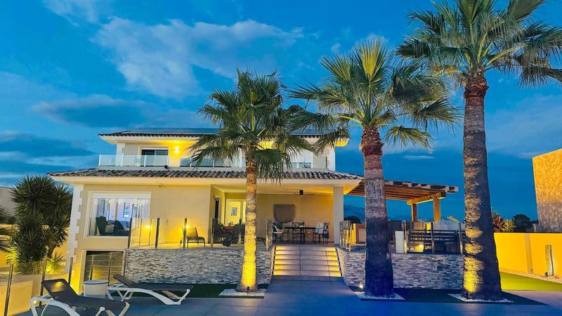 House in l'Alfas del Pi - view 1