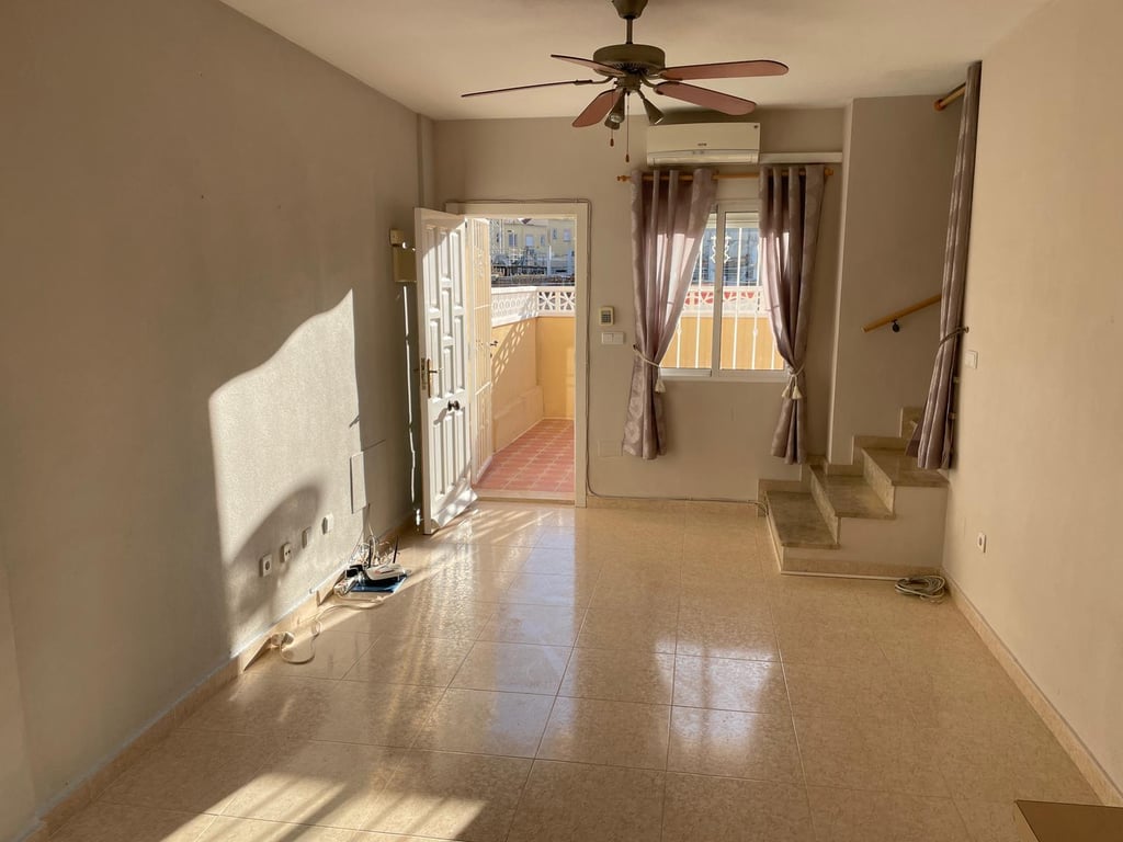 House in Villamartin - Image 3