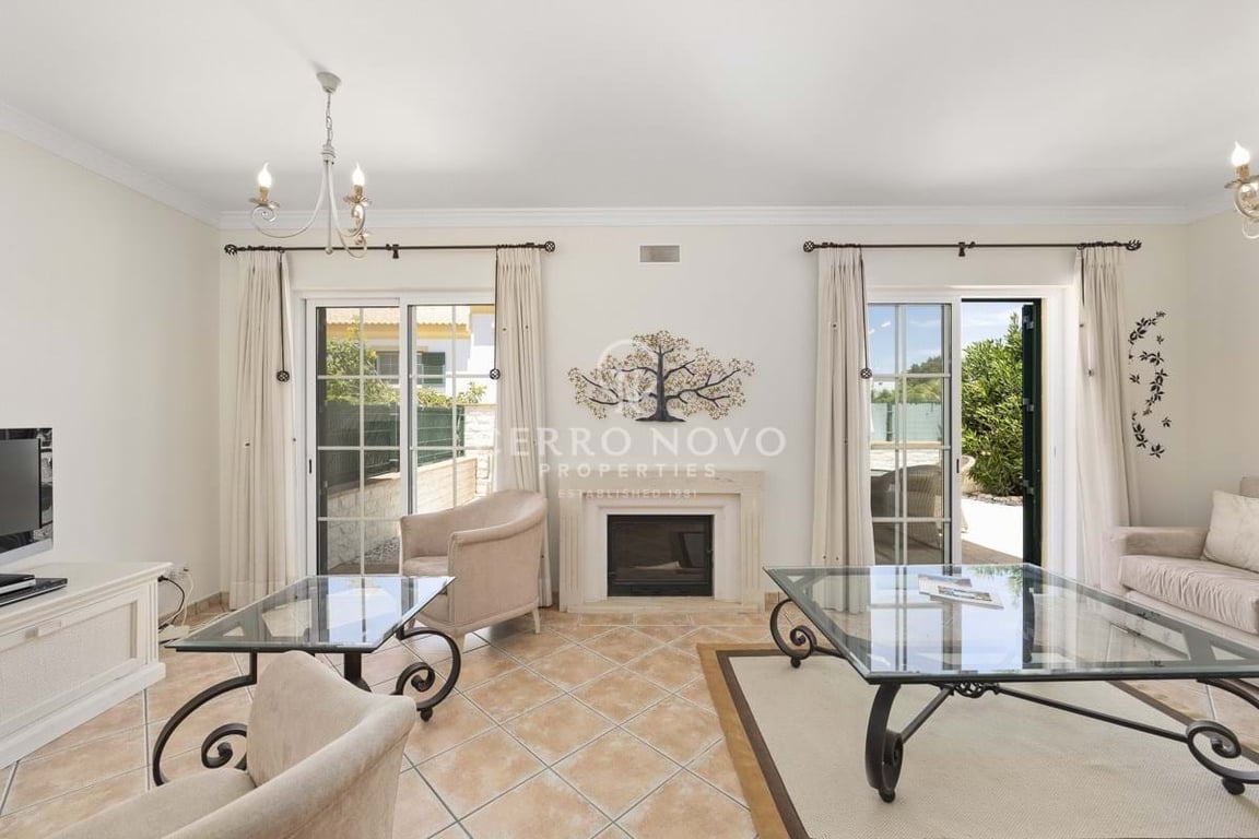 Villa in Paderne - Image 3