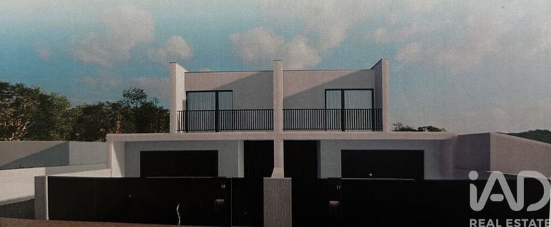 House in Perelhal - view 1