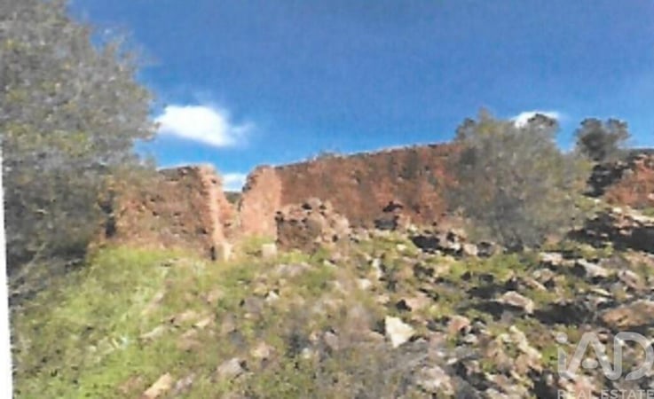 Land in Sao Bras de Alportel - view 1
