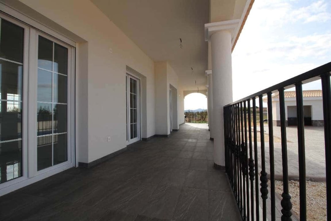 Villa in Pinoso - Image 2