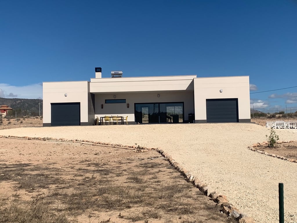 Villa in Pinoso - Image 3