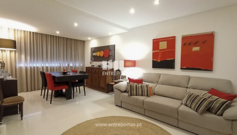 House in Arvore - view 1