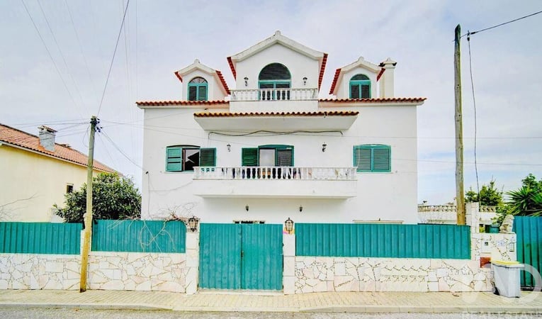 House in Corroios - view 1