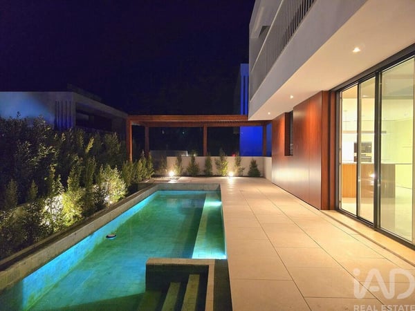 House in Sao Pedro - view 1