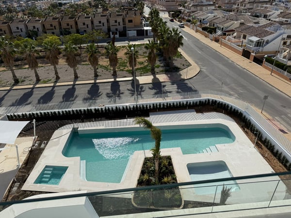 Apartment in Dehesa de Campoamor - view 1