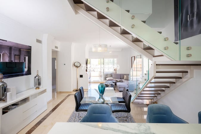 Penthouse in Nueva Andalucia - view 1
