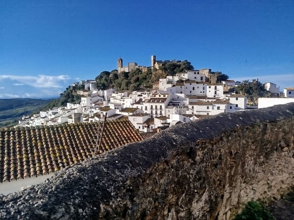 Villa in Casares - view 1