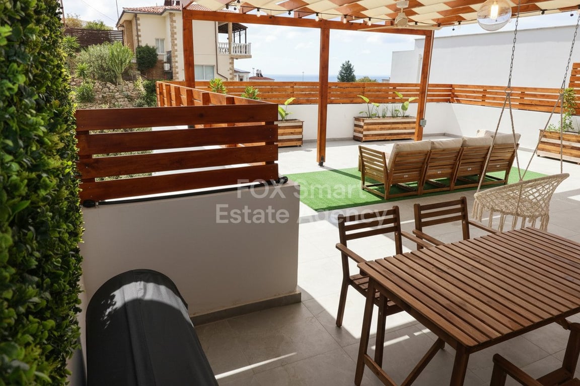 Apartment in Pegeia - Image 2