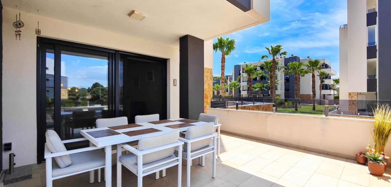 Apartment in Urbanizacion los Balcones - Image 3