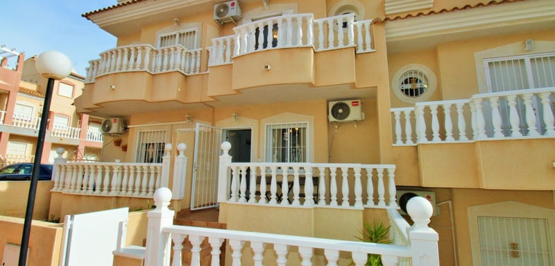 House in Villamartin - view 1