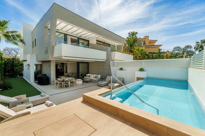 House in Puerto Banus - view 1