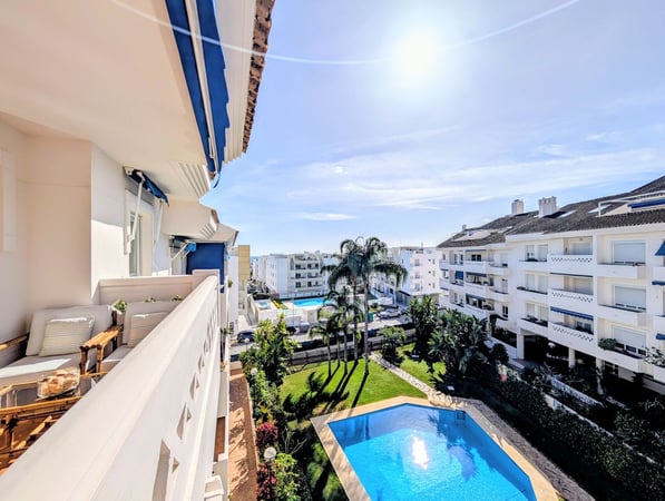 Apartment in San Pedro de Alcantara - view 1