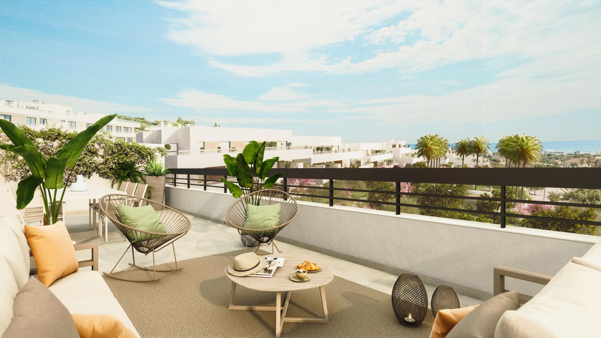 Apartment in Estepona - Image 3