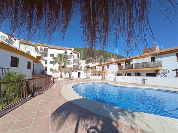 Apartment in Alcaucin - view 1