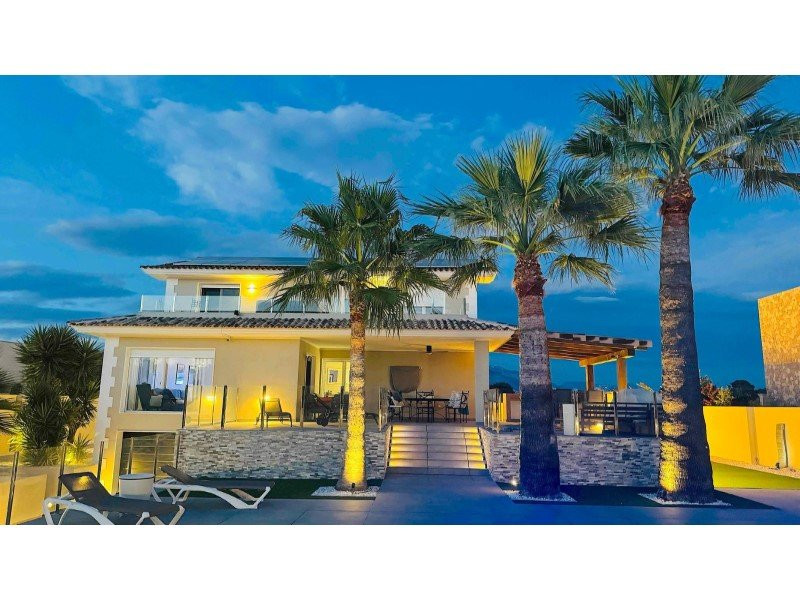 Villa in l'Alfas del Pi - Image 2