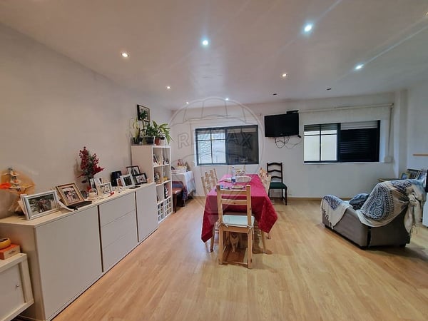 Apartment in Canecas - view 1