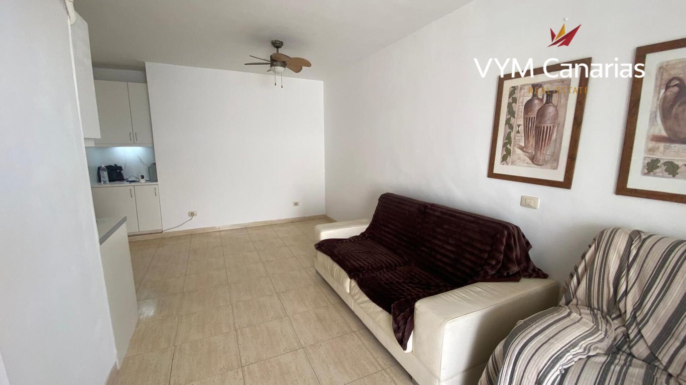 Apartment in Callao Salvaje - Image 3