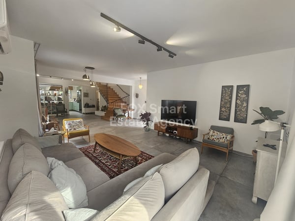 House in Egkomi - view 1