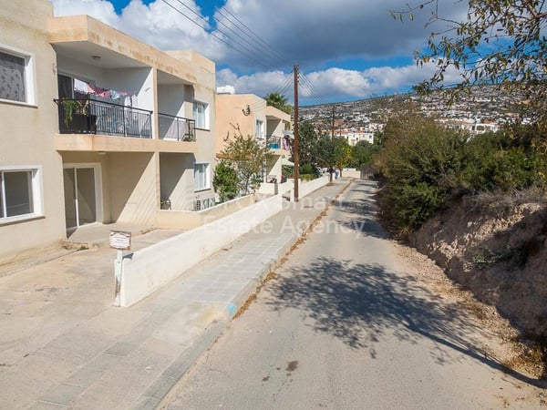 Apartment in Pegeia - view 1