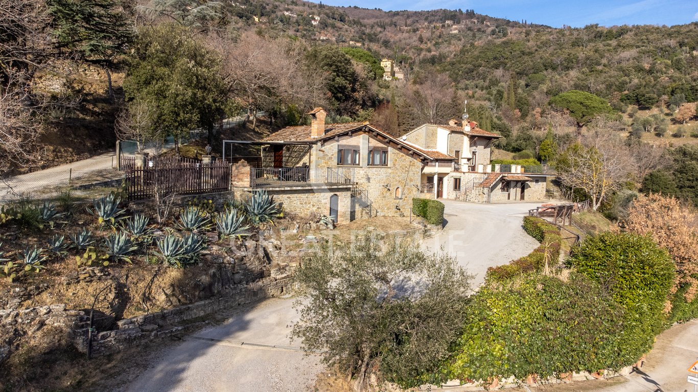 House in Cortona - Image 2