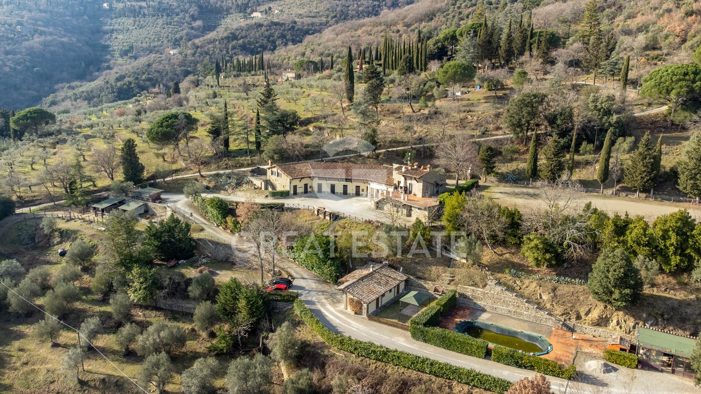 House in Cortona - Image 3