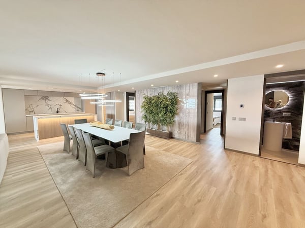 Apartment in Puerto Banus - view 1