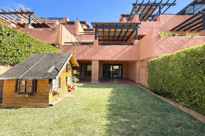 Apartment in Casares - view 1