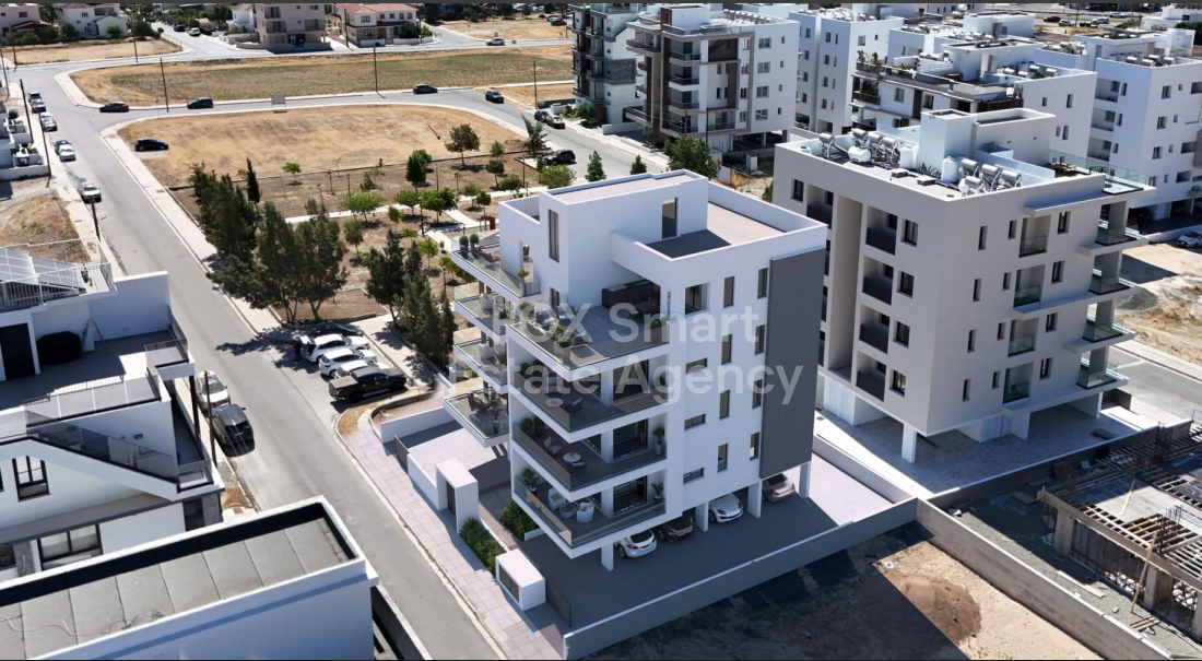 Apartment in Kamares - Image 3