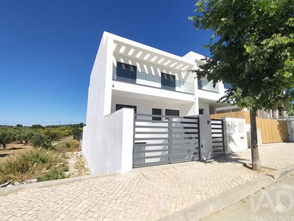 House in Tavira - view 1