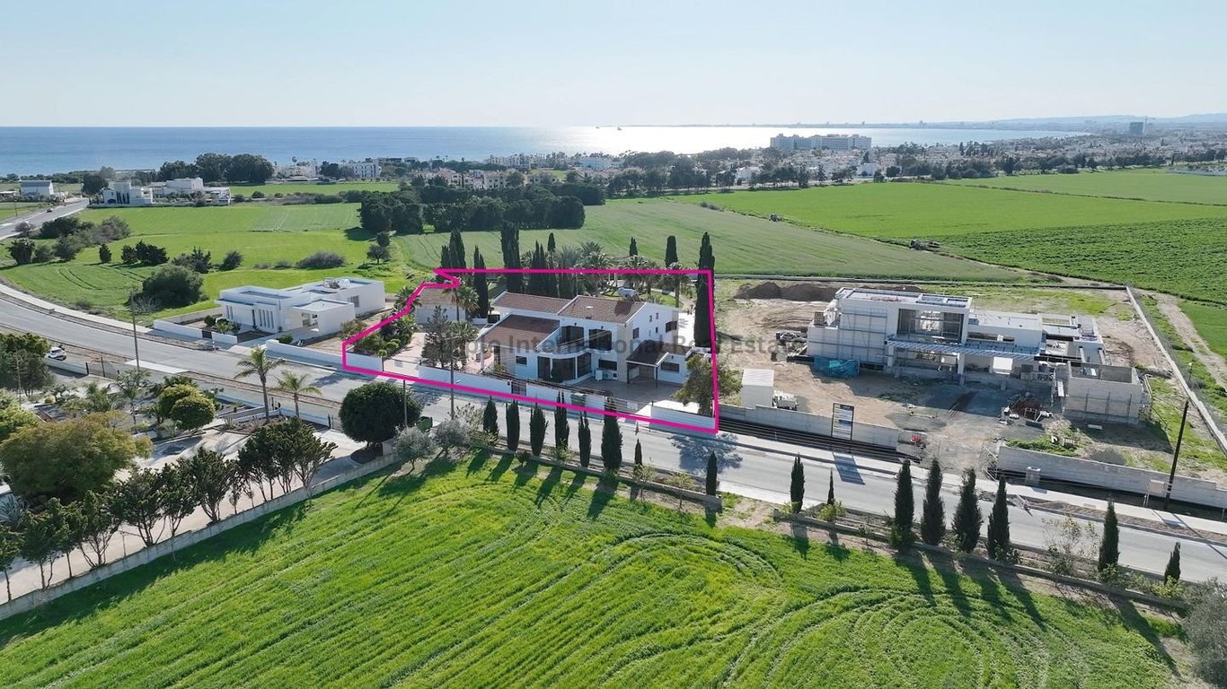 House in Pyla - Image 3