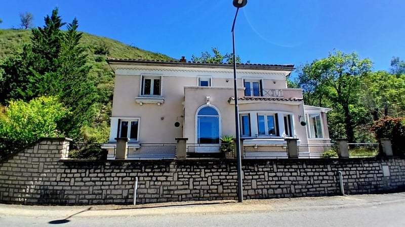 House in Limoux - view 1