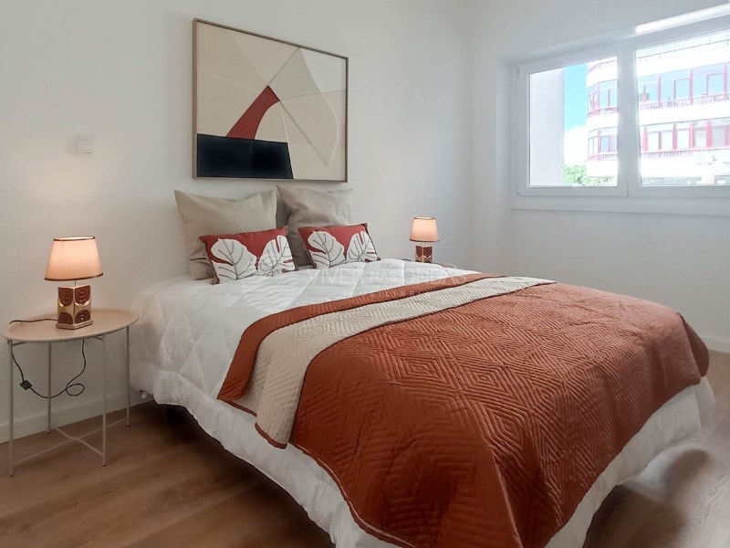 Apartment in Benfica - Image 2